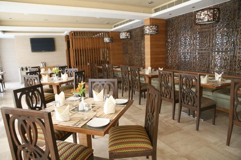 Hotel Riverview Hotel in Ahmedabad