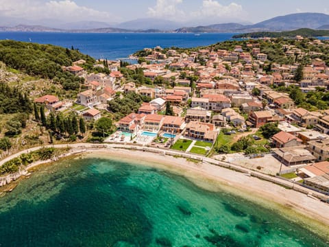 Property building, Natural landscape, Bird's eye view, Beach, Sea view