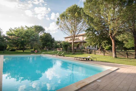 Facade/entrance, Garden, Swimming pool