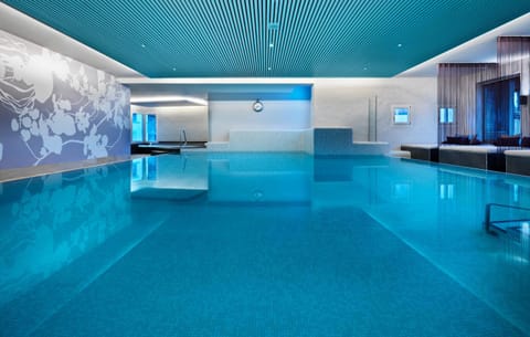 Swimming pool, Swimming pool