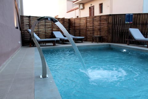 Mithos Premium Rooms Aparthotel in Agia Marina