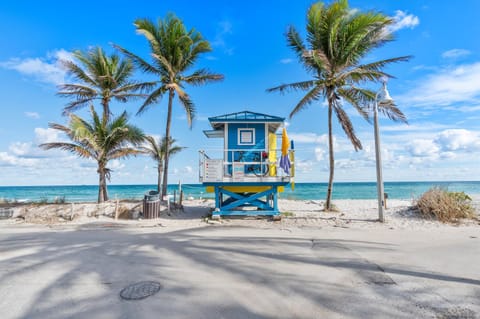 Nearby landmark, Sea view