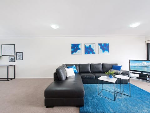 Florentine 6 stunning unit with sensational views Condo in Nelson Bay