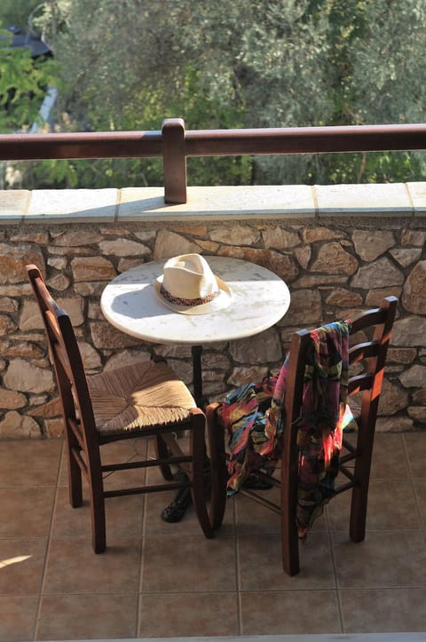 Balcony/Terrace, Decorative detail