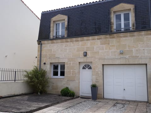 Maison de ville style échoppe Villa in Bordeaux