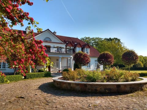 Property building, Spring, Garden view