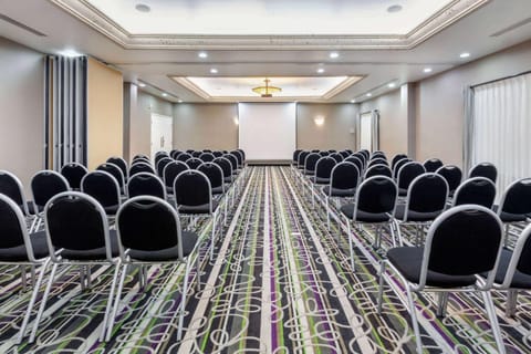 On site, Meeting/conference room