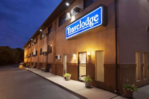 Property building, Facade/entrance, On site