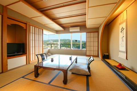 Ooedo Onsen Monogatari Ito Hotel New Okabe Ryokan in Shizuoka Prefecture