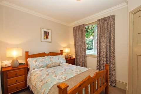 Brantwood Cottage Luxury Accommodation Maison in Blackheath