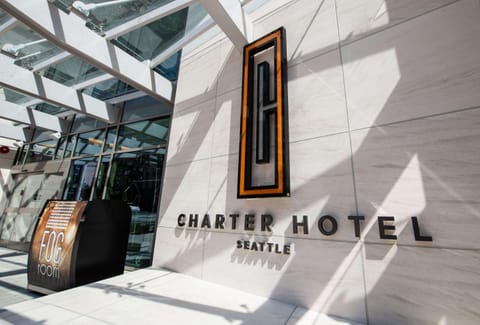 The Charter Hotel Seattle, Curio Collection By Hilton Hotel in Pike Place Market