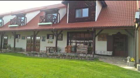 Zajazd Tusinek Grzegorz Winiarek Bed and Breakfast in Masovian Voivodeship