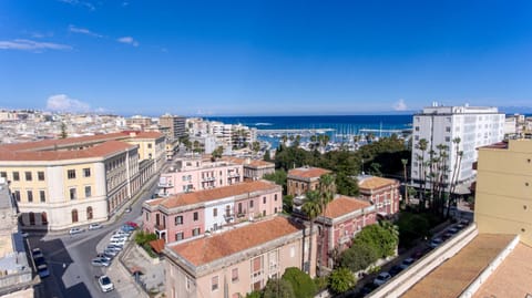 Balcony/Terrace, City view, Landmark view, Sea view