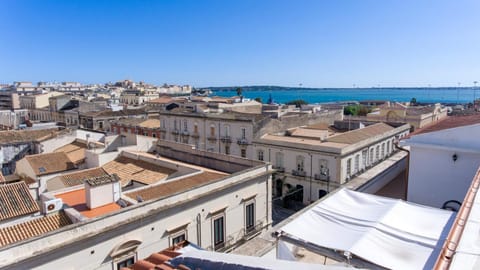 Bird's eye view, Balcony/Terrace, City view, Landmark view, Sea view