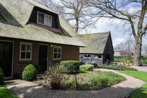 Facade/entrance, Garden view