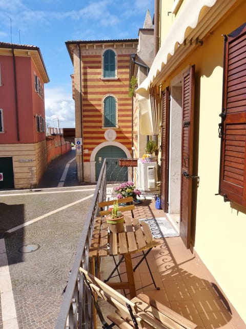 Balcony/Terrace, City view