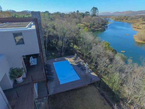 Day, Natural landscape, Bird's eye view, Lake view, Mountain view, Pool view, River view, Swimming pool