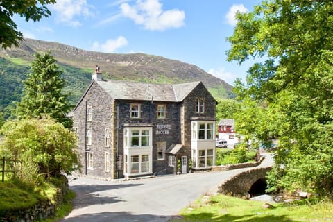 Bridge Hotel Auberge in Copeland District