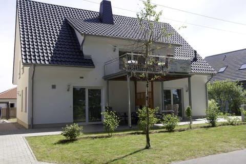 Haus Werder Wohnung 3 mit Kamin Condo in Trassenheide
