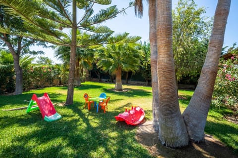 Children play ground, Garden