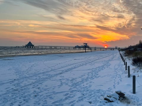 Natural landscape, Winter, Beach, Sunrise