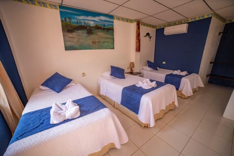 Hostal Gladismar Bed and Breakfast in Isabela Island