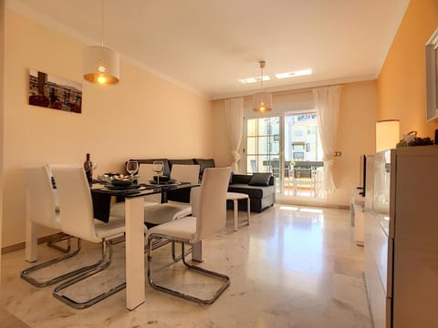 2239-Lovely 2 bedrooms with pool and paddle court Condominio in San Luis de Sabinillas