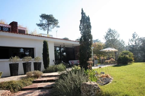 A l'Ombre des Pins Bed and Breakfast in La Baule-Escoublac