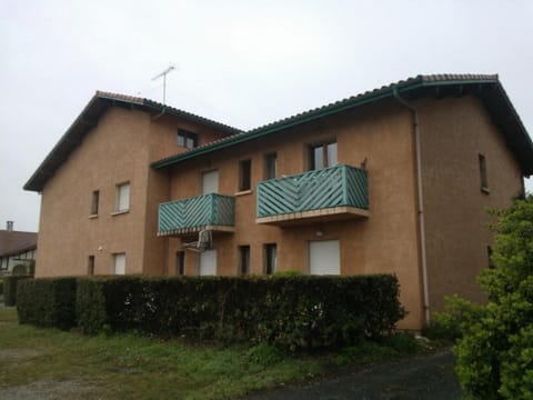 Property building, Street view