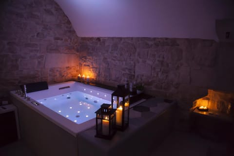Levante Luxury Room Bed and Breakfast in Giovinazzo