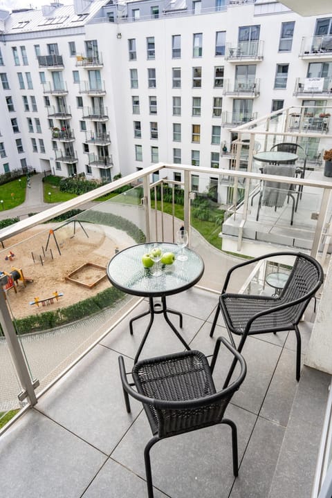 Patio, Children play ground, View (from property/room), Balcony/Terrace