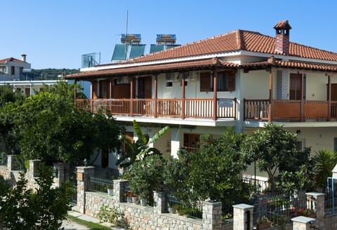 Pansion Matoula Condo in Skiathos