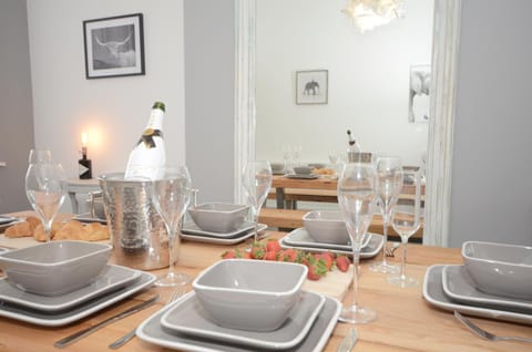 York Boutique House- spacious & stylish with free parking House in York