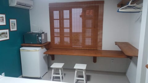 Kitchen or kitchenette, Photo of the whole room, Dining area