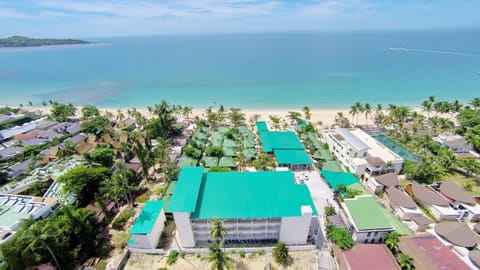 Lamai Coconut Beach Resort Hotel in Ko Samui