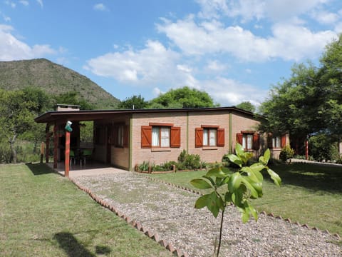 CABAÑAS LOS COCKERS House in Cordoba Province