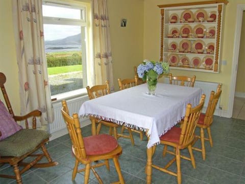 Lough Currane Cottage Casa in County Kerry