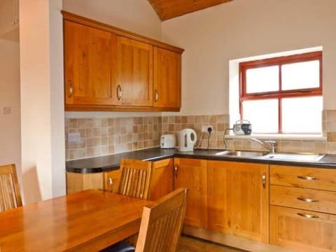 Cavan Hill Cottage House in County Mayo