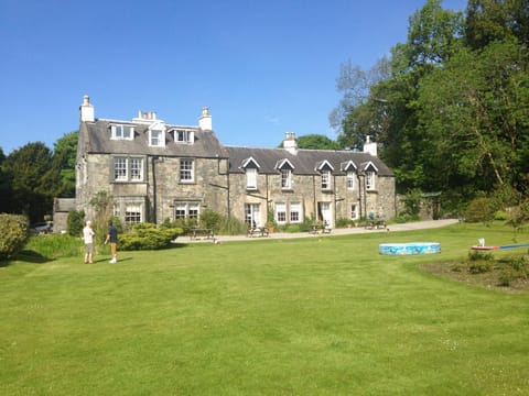 Property building, Day