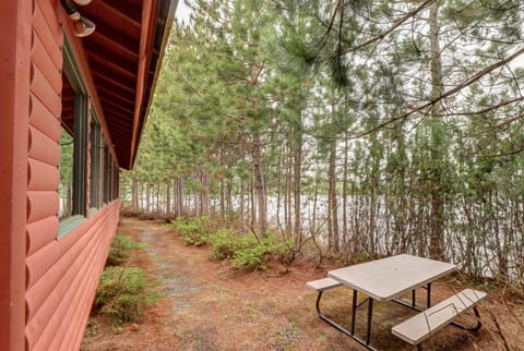 Breakwater Lodge House in Moosehead Lake