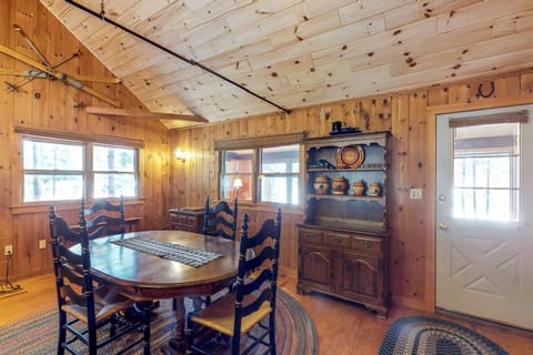 Breakwater Lodge House in Moosehead Lake