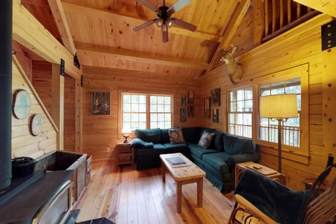 Bobcat Cabin Maison in Moosehead Lake
