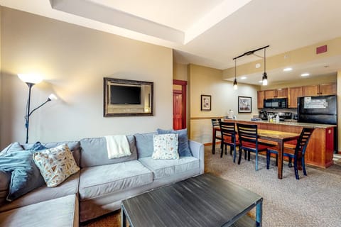 Copper One 407 Apartment in Copper Mountain