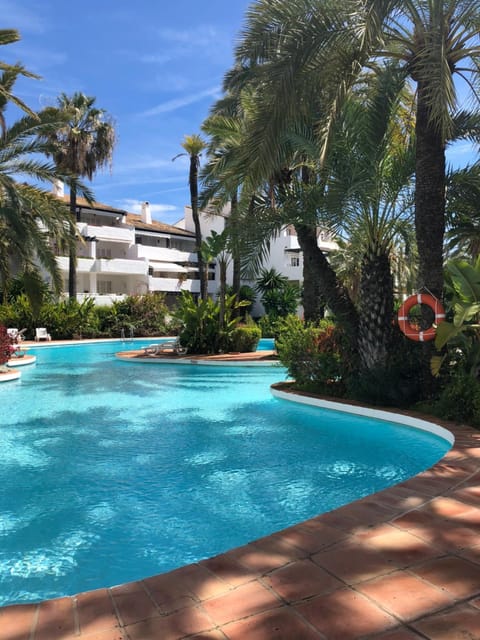 Modern Apartment Puente Romano Condominio in Marbella