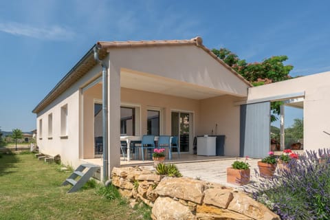 Property building, Garden view