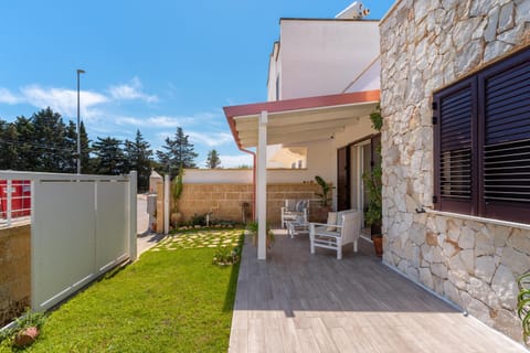 Inner courtyard view