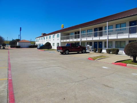 Motel 6-Ennis, TX Hôtel in Ennis
