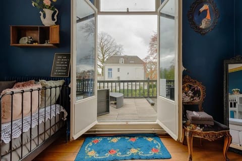 View (from property/room), Balcony/Terrace, Garden view