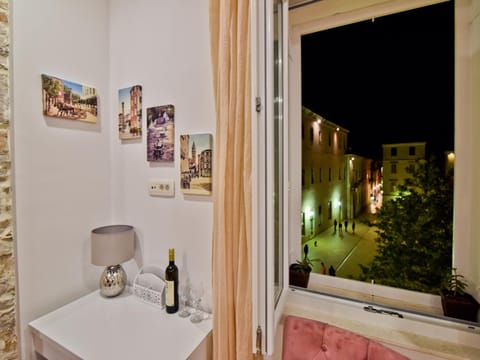 Luxury room Colonna 4*, center Übernachtung mit Frühstück in Zadar