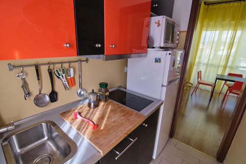 View (from property/room), Kitchen or kitchenette